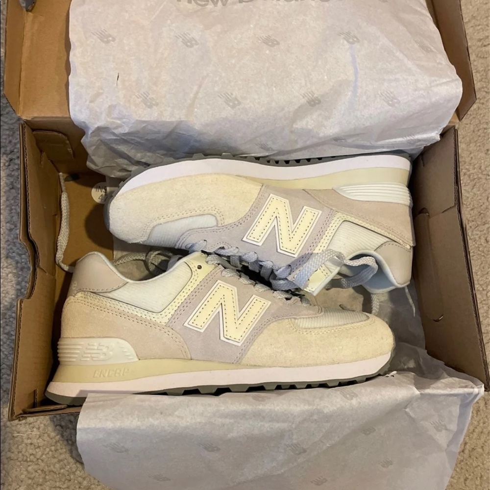 New Balance 574 Moonbeam